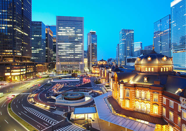 「東京」駅