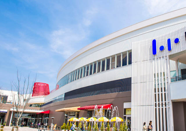一橋大学