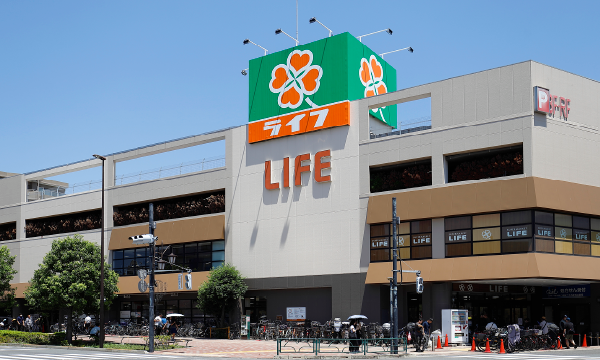 ライフ千川駅前店