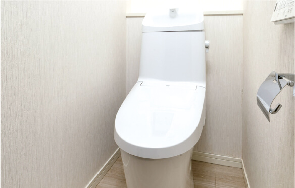 温水洗浄機能付節水トイレ