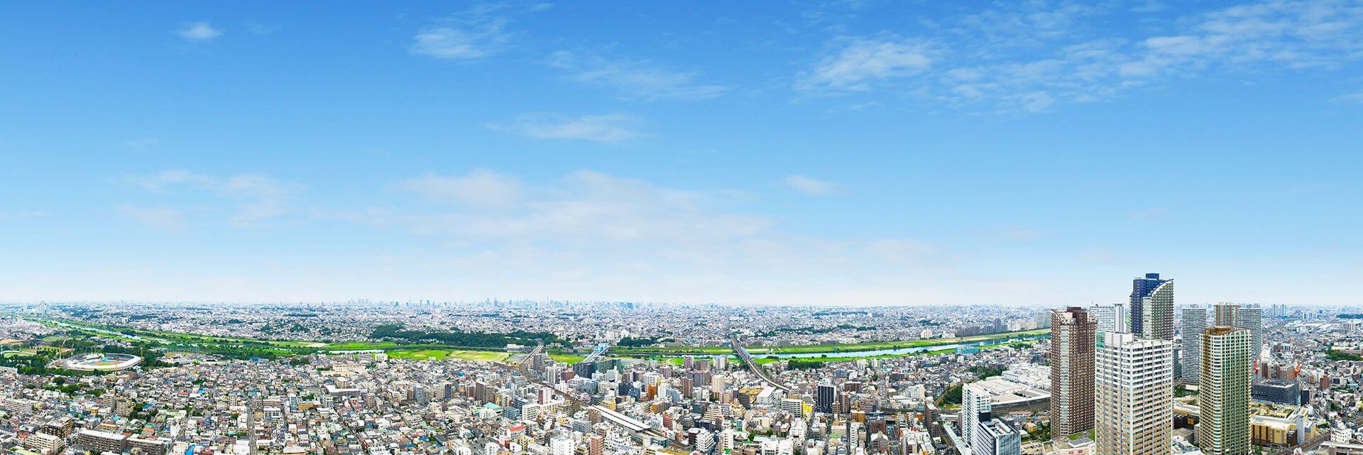 ※掲載の眺望写真は「パークシティ武蔵小杉 ザ ガーデン タワーズイースト」現地約175m(53階相当)の高さより北西~東~南方面を平成26年9月に撮影したもので、一部CG加工を施しており実際の眺望とは異なります。